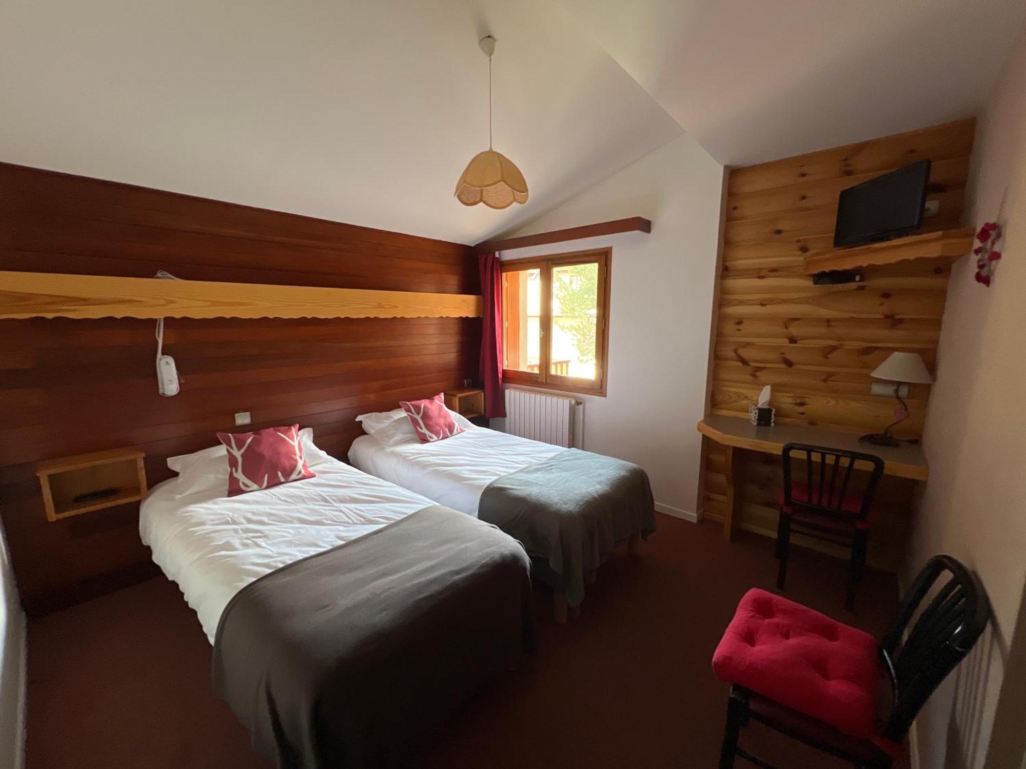 Hotel Restaurant La Pendine Les Pres Luaran gambar